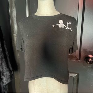 Skeleton Pocket Cropped Tee